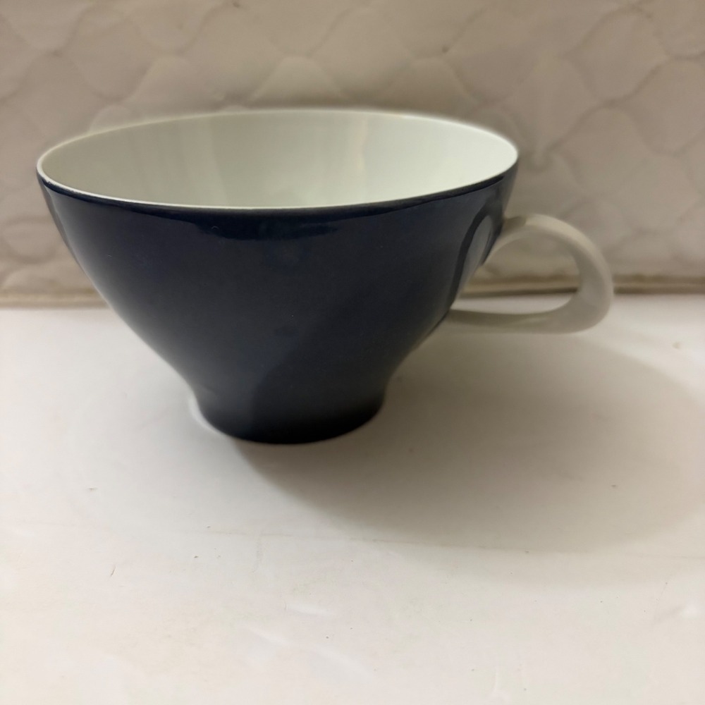 4 Thomas Germany Porcelain Teacup Navy Blue White Mid Century Modern MCM